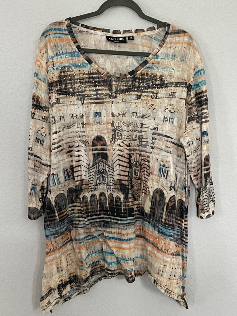 Knit Chic Lifestyle 3X Embellished‎ Cityscape Print Asymmetrical Tunic Top
